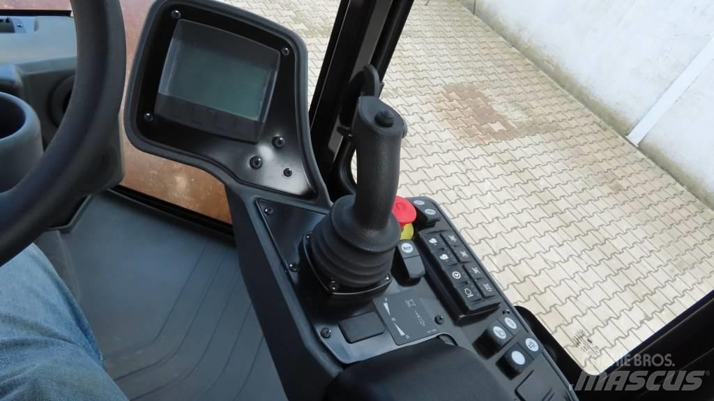 CAT CS 74 B Single drum rollers