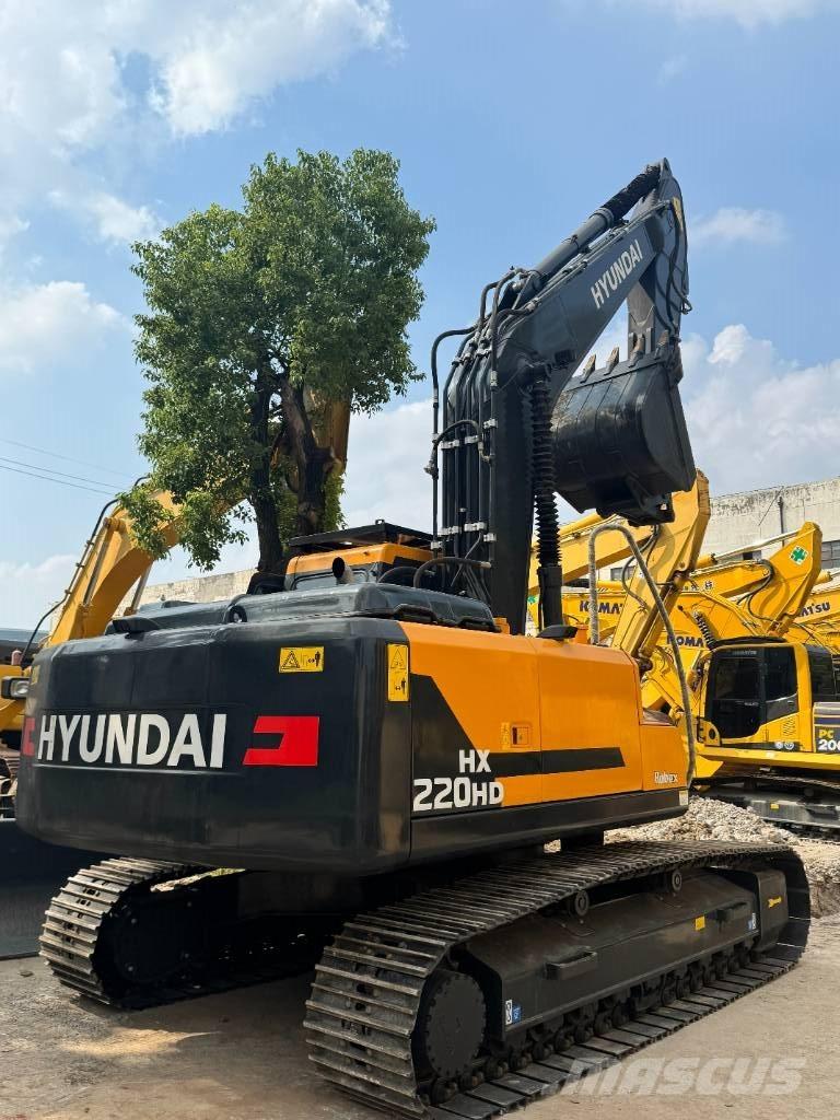 Hyundai HX220HD Midi excavators  7t - 12t