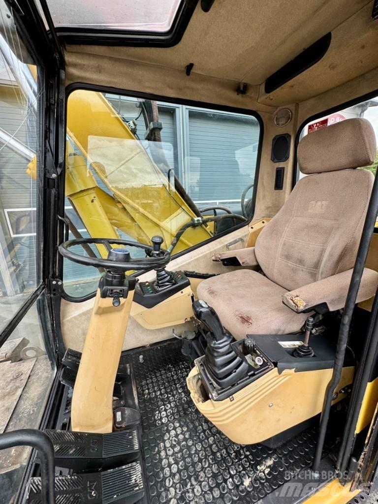 CAT M 315 Wheeled excavators