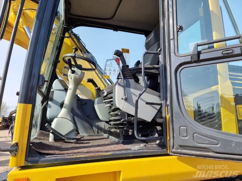 Komatsu PW 148-8 Wheeled excavators
