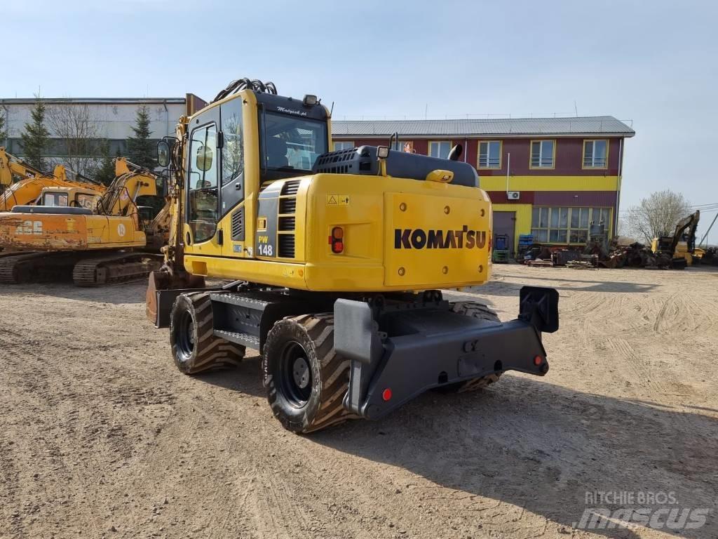 Komatsu PW 148-8 Wheeled excavators