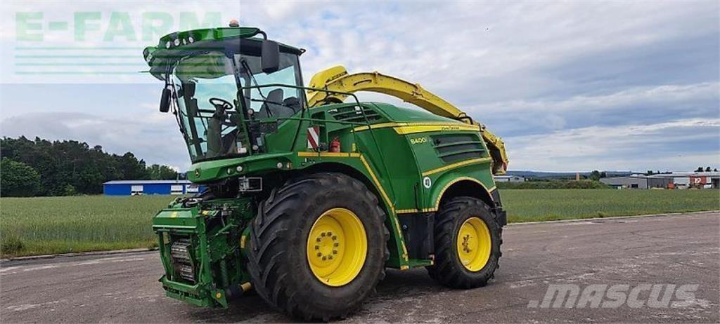 John Deere 8400 Self-propelled foragers