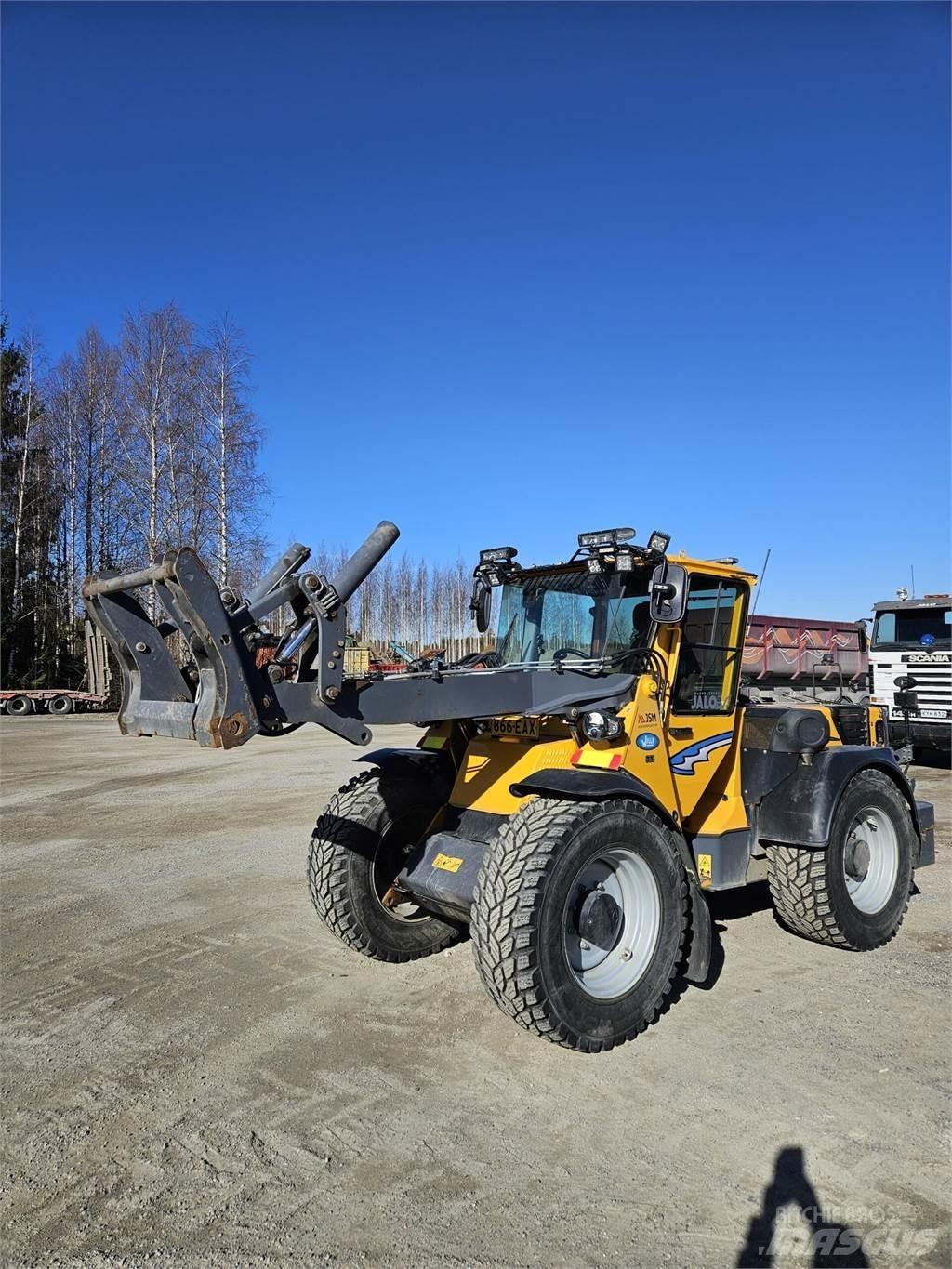 Wille 665 Compact tractors