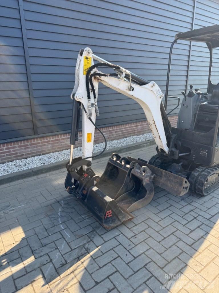 Bobcat E 17 Mini excavators < 7t