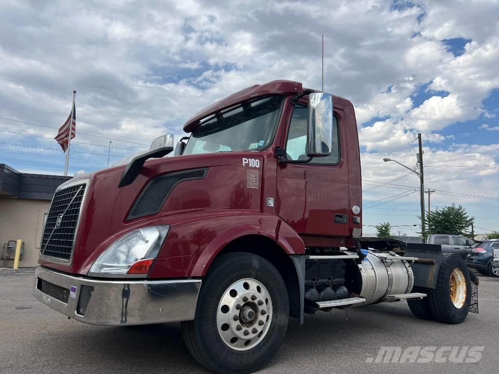 Volvo VNL 42 T300 Truck Tractor Units