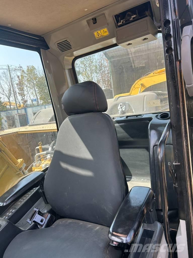 CAT 325 D Midi excavators  7t - 12t