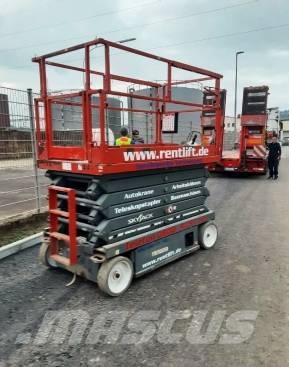 SkyJack SJ III 4740 Scissor lifts