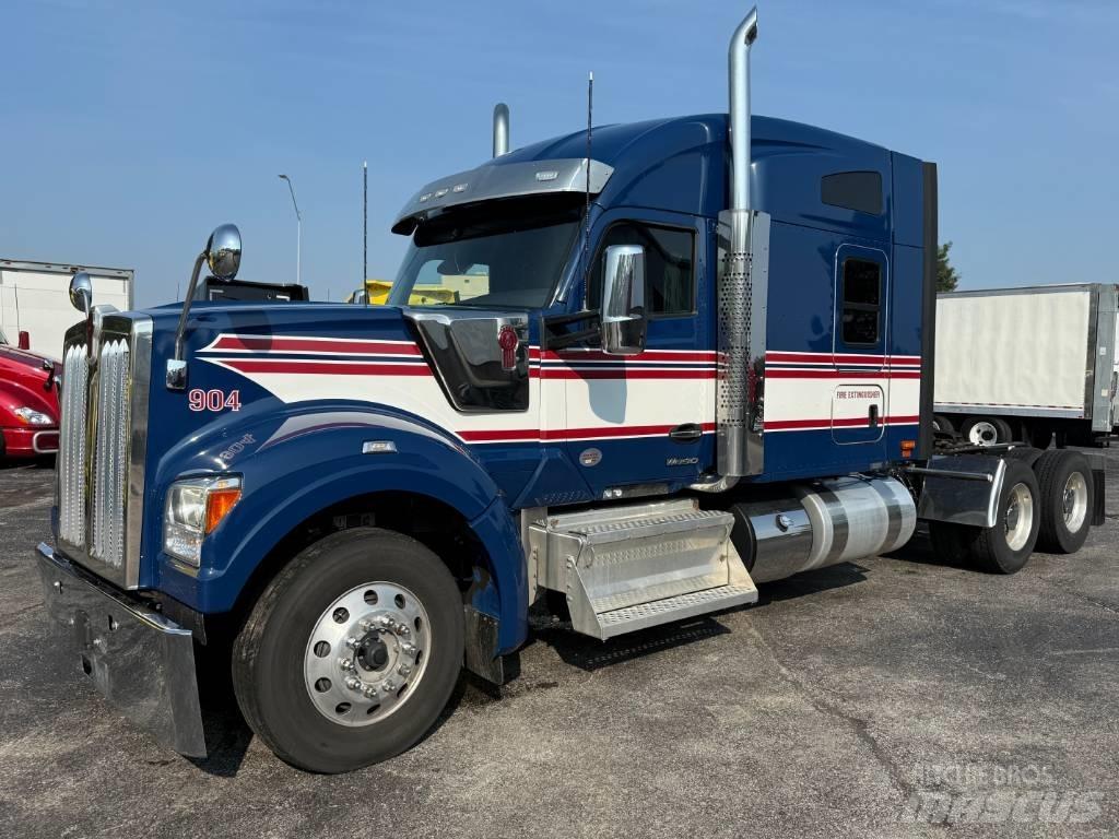Kenworth W 990 Truck Tractor Units