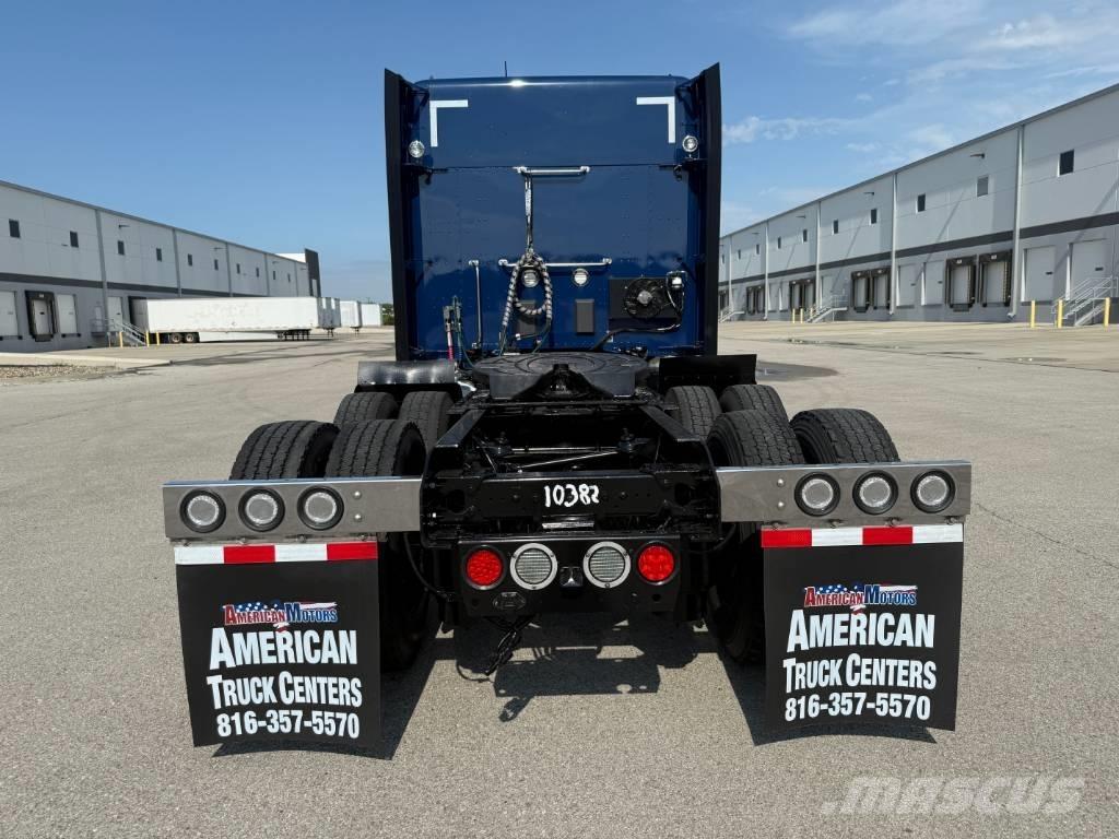 Kenworth W 990 Truck Tractor Units
