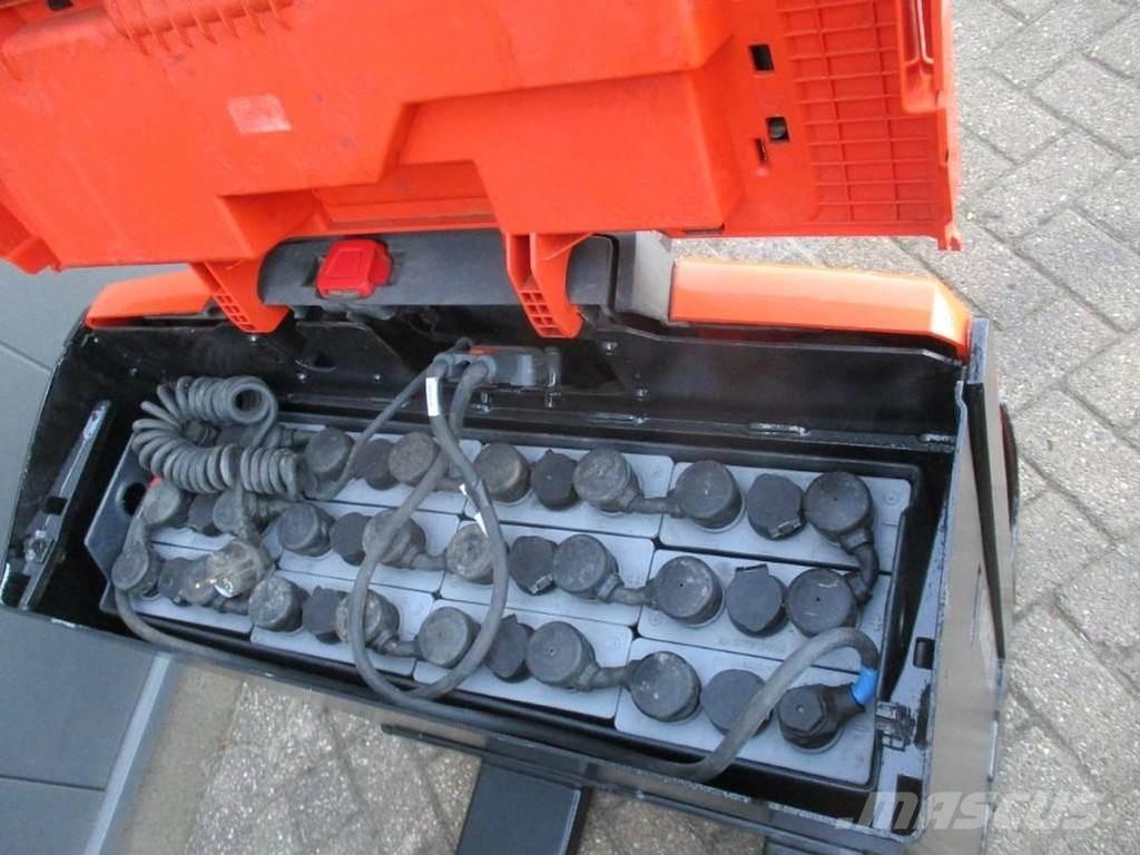 BT LWE 160 Low lifter
