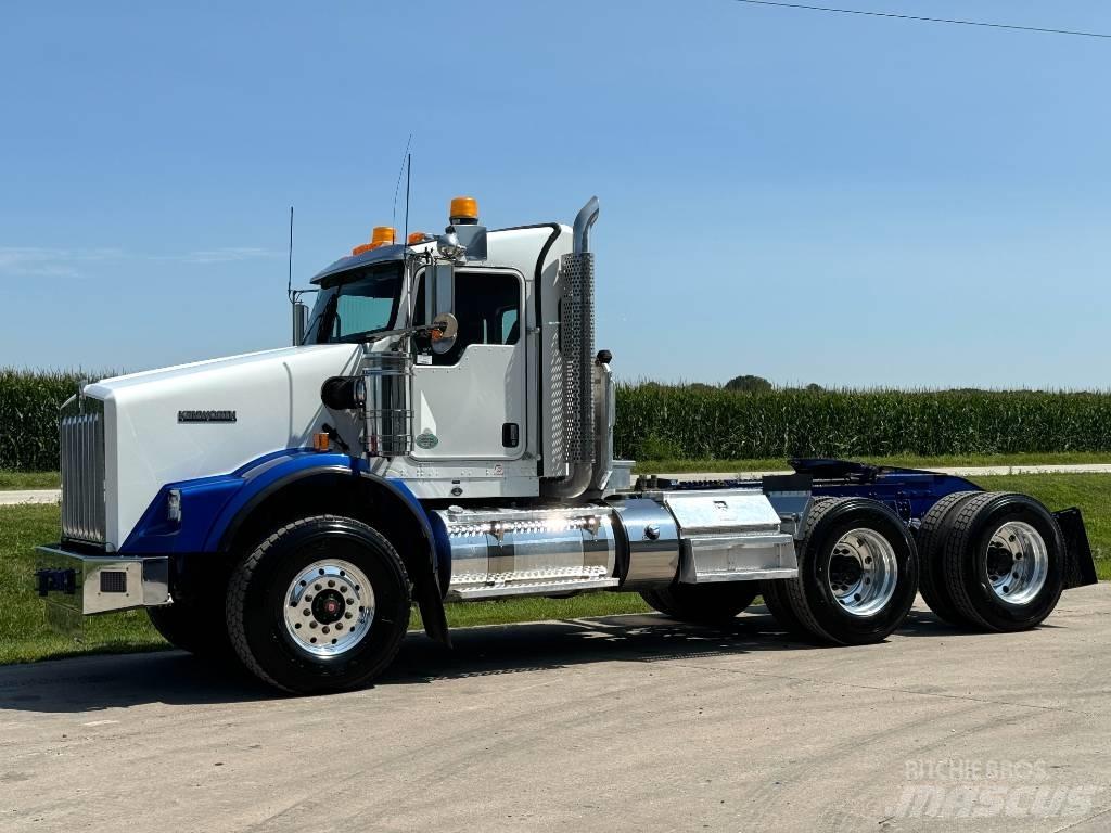 Kenworth T 800 Truck Tractor Units