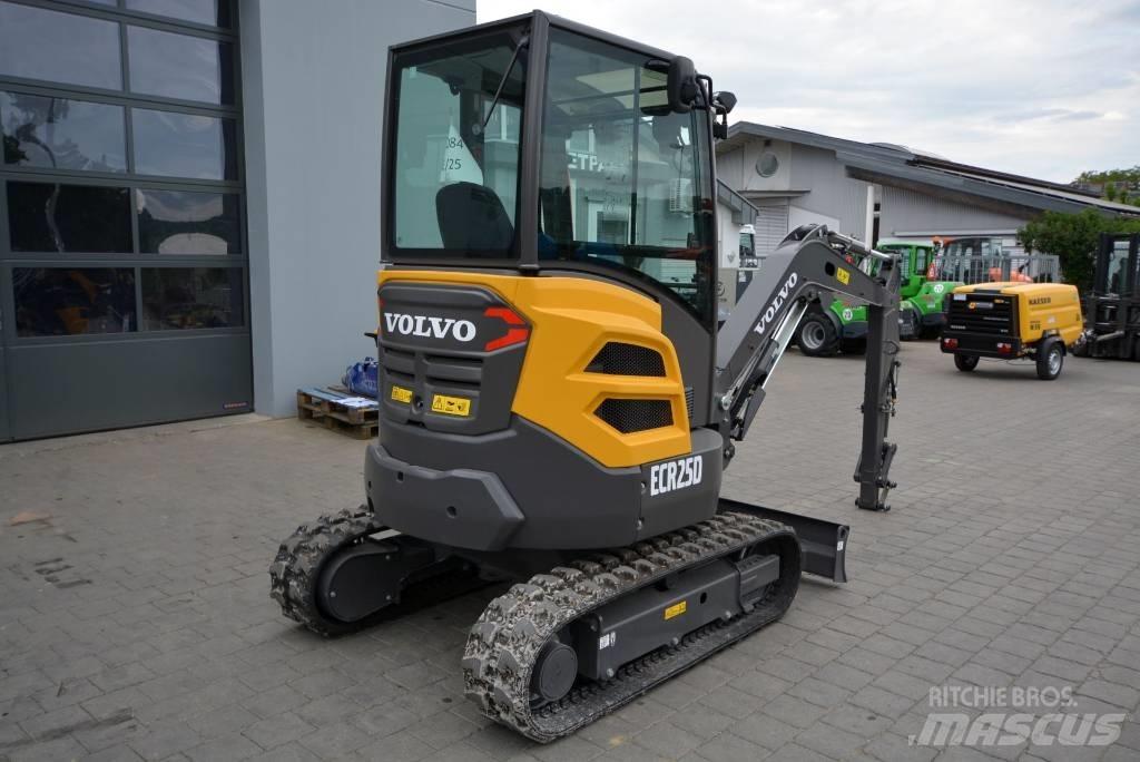 Volvo ECR 25 D Mini excavators < 7t