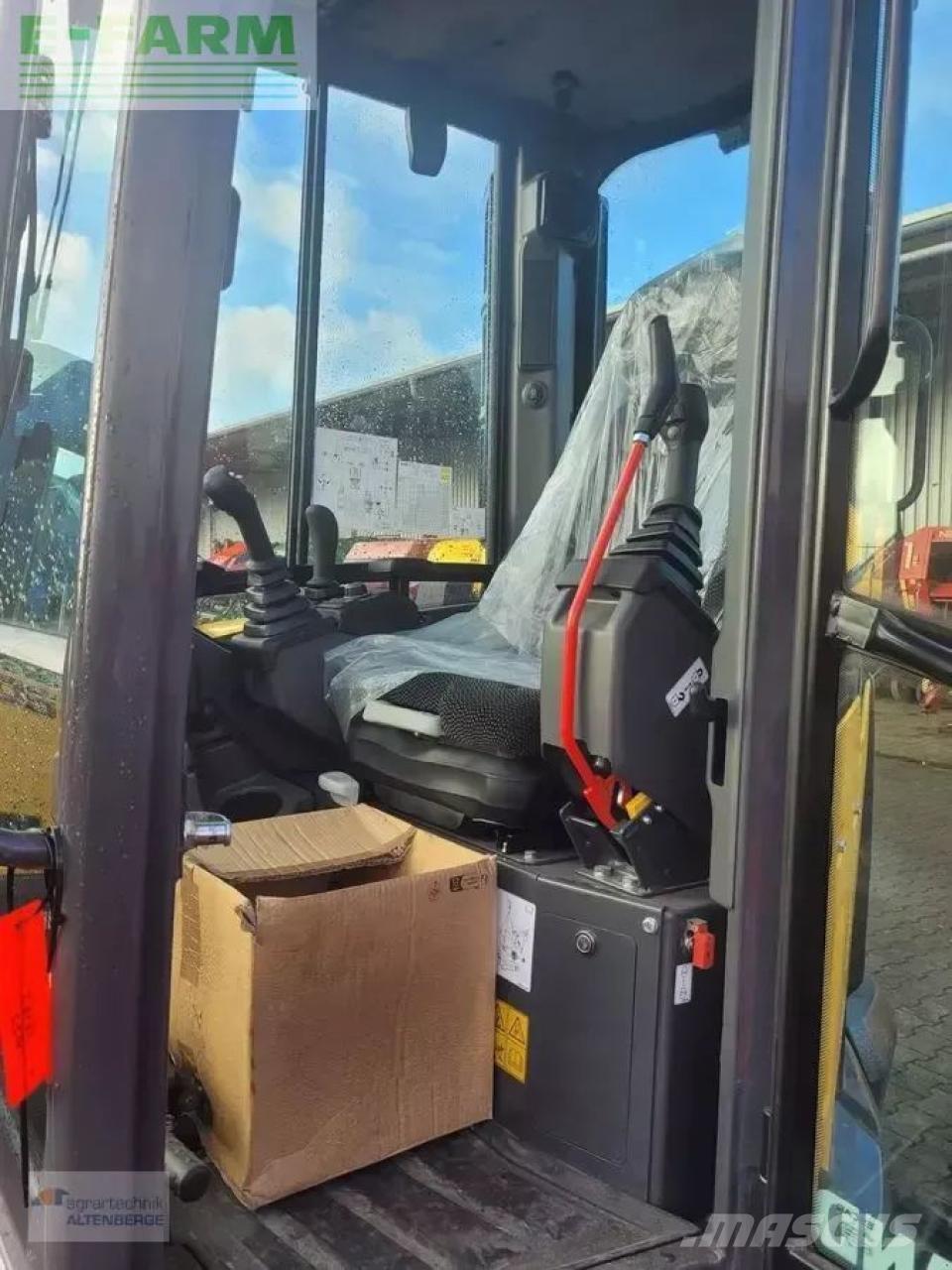 New Holland e55d Mini excavators < 7t