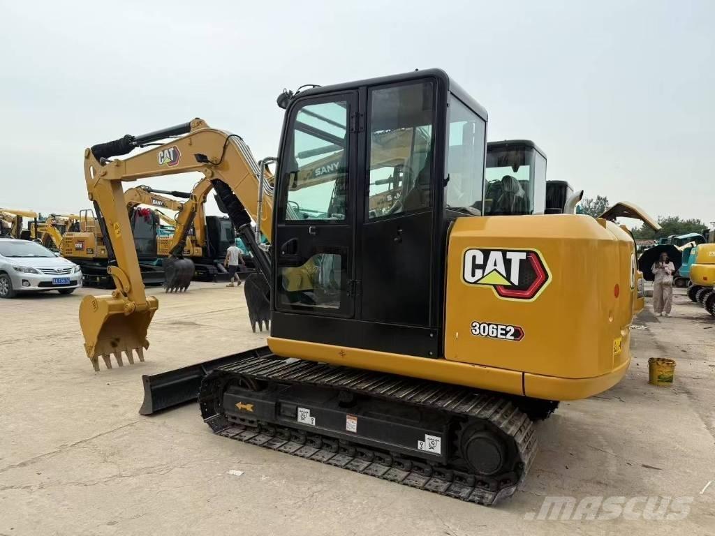 CAT 306 Mini excavators < 7t
