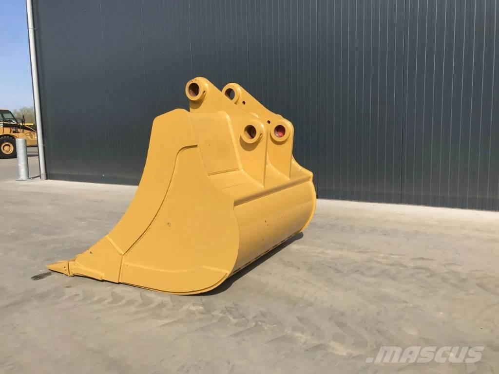 CAT 326GC Buckets
