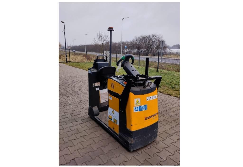 Jungheinrich EZS 130 Towing truck