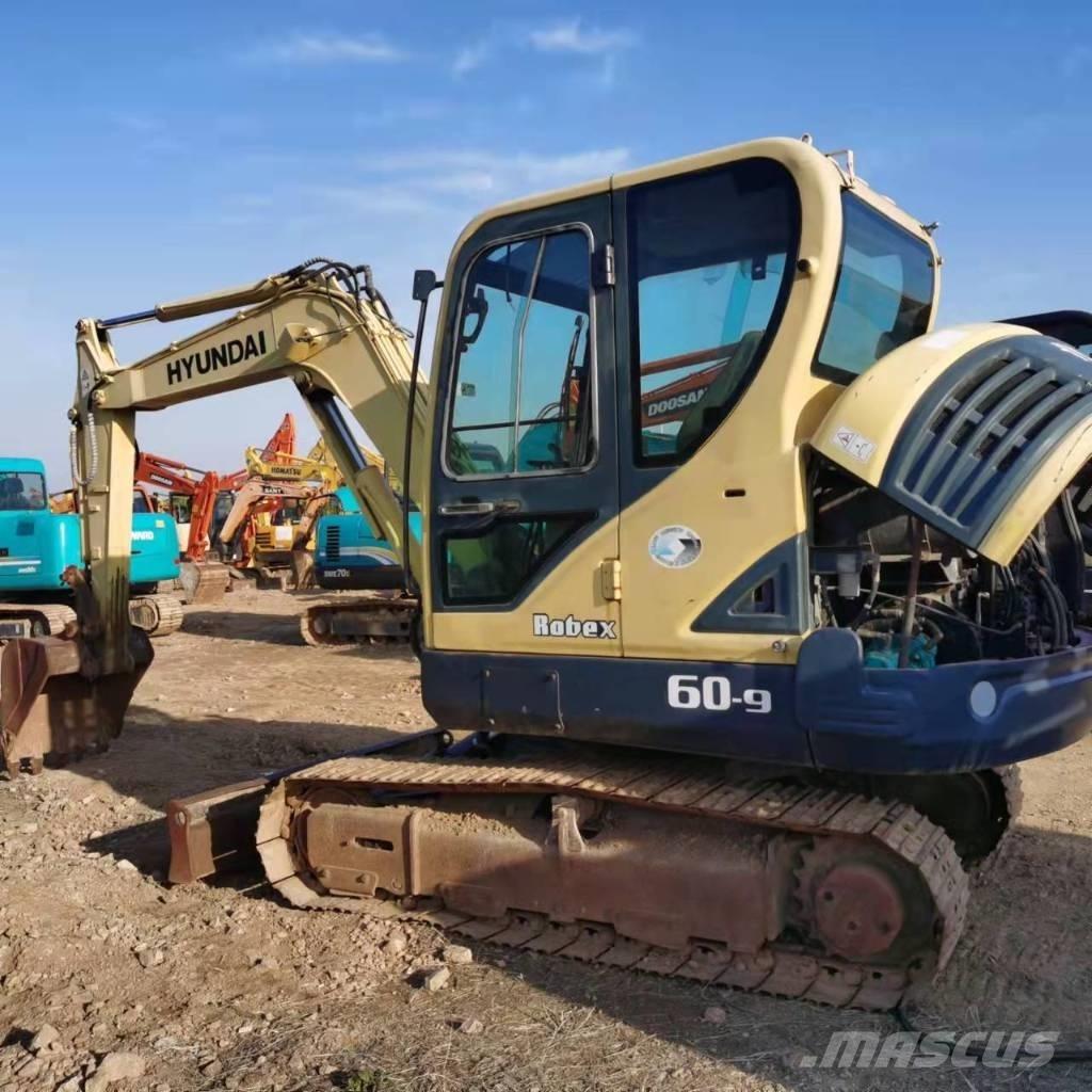 Hyundai R60-9 Mini excavators < 7t