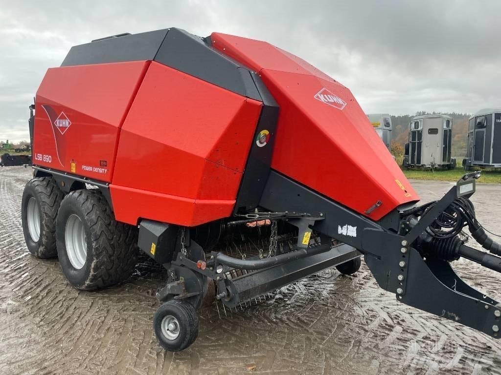 Kuhn LSB 890 Square balers