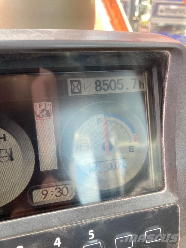 Hitachi ZX 240 Crawler excavators