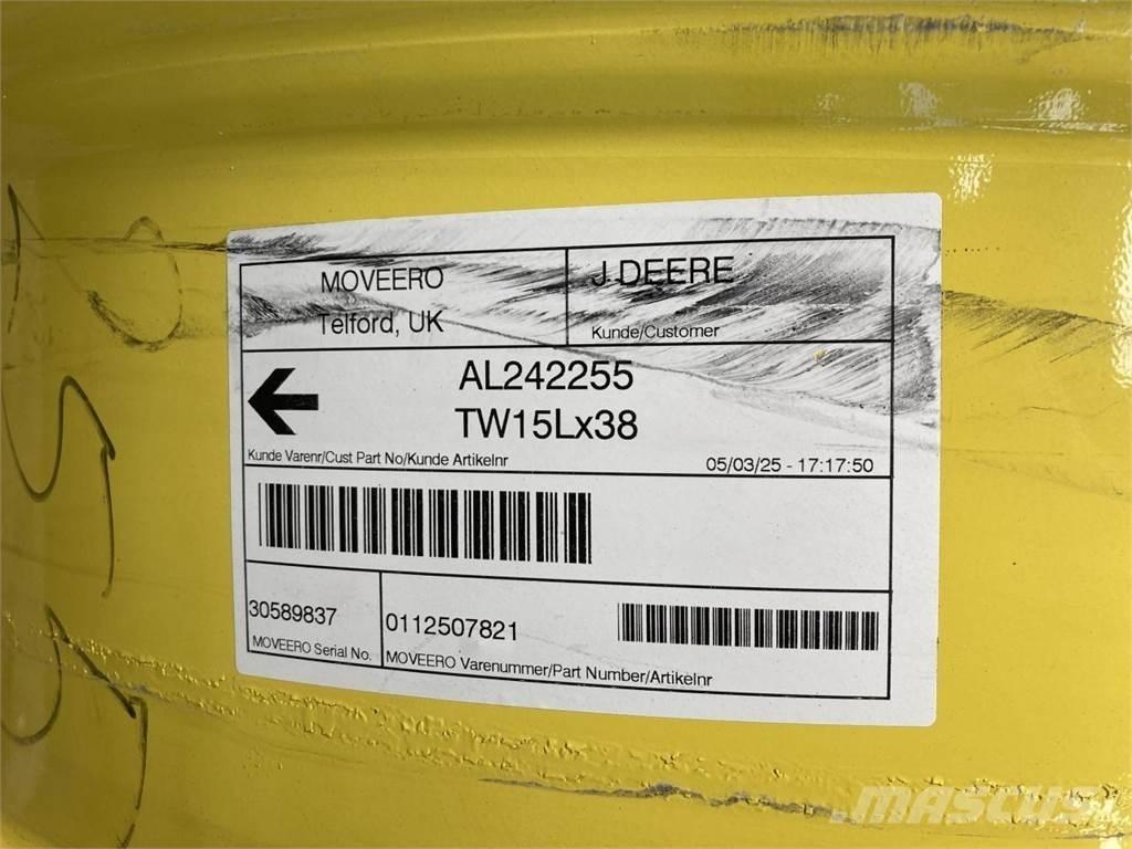 John Deere 15x38 Tyres, wheels and rims