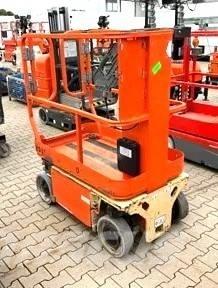 JLG 1230 ES Vertical mast lifts