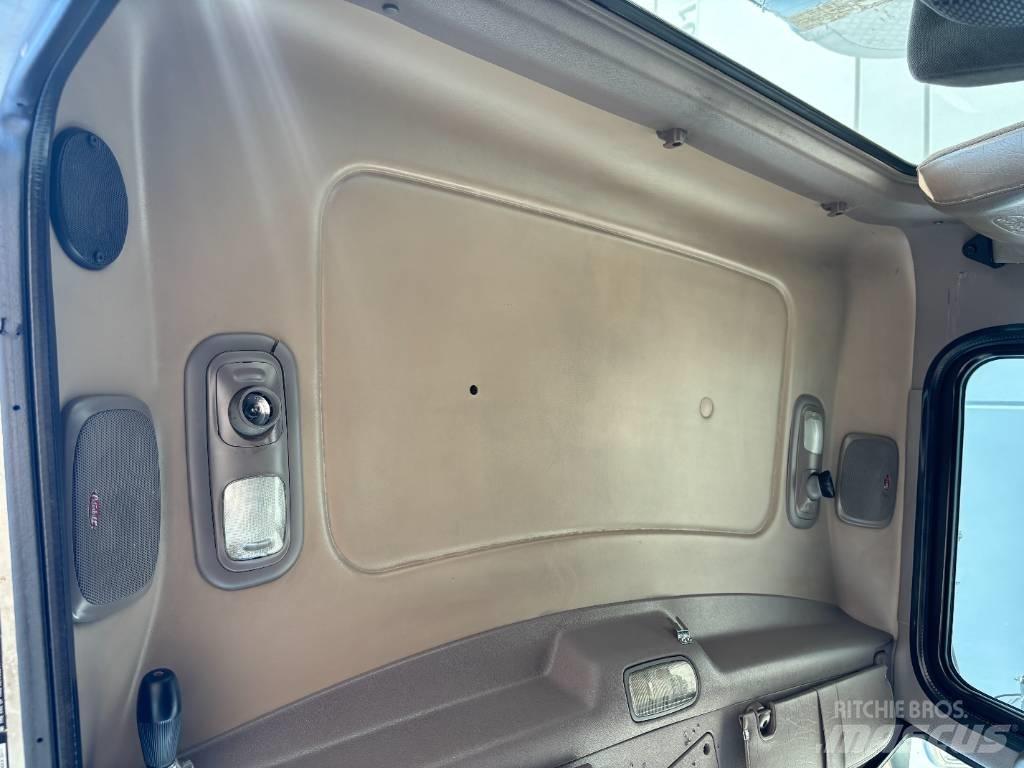 Peterbilt 367 Truck Tractor Units