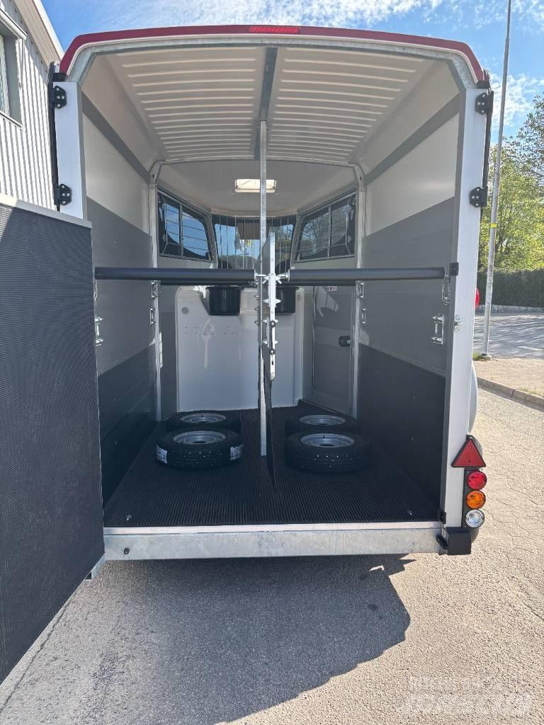 Ifor Williams HBX511 Livestock carrying trailers