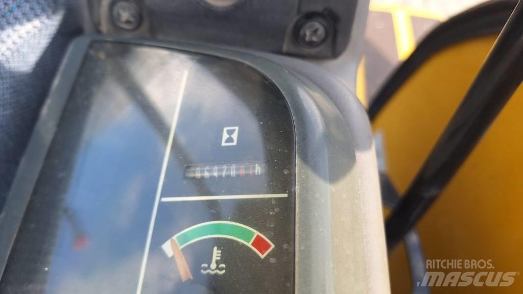 Komatsu PC27R-8 Mini excavators < 7t