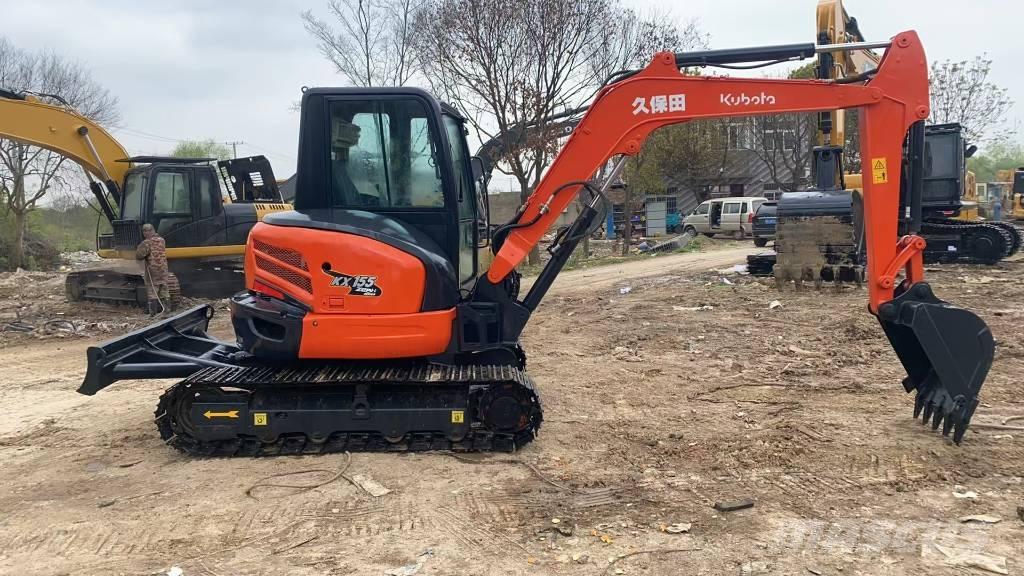 Kubota 155 Crawler excavators