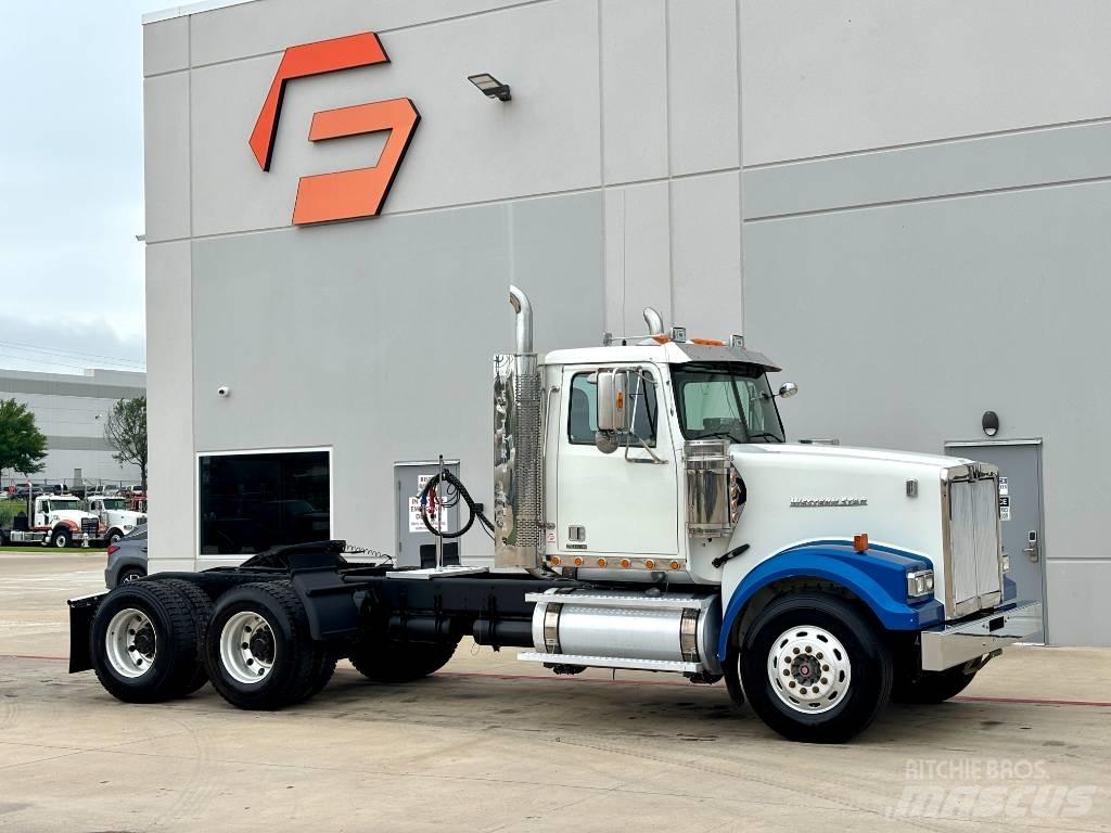 Western Star 4900 Truck Tractor Units