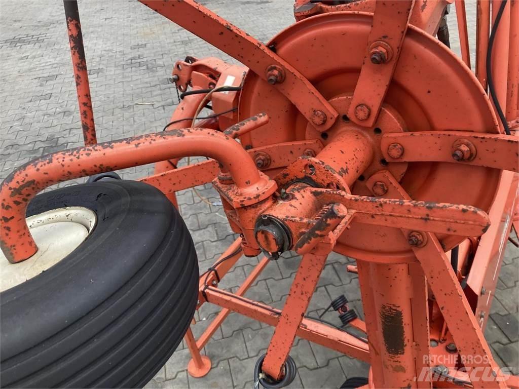 Kuhn GF 6301 MH Rakes and tedders