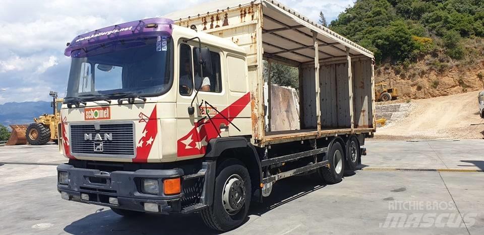 MAN 26.422 Tautliner/curtainside trucks