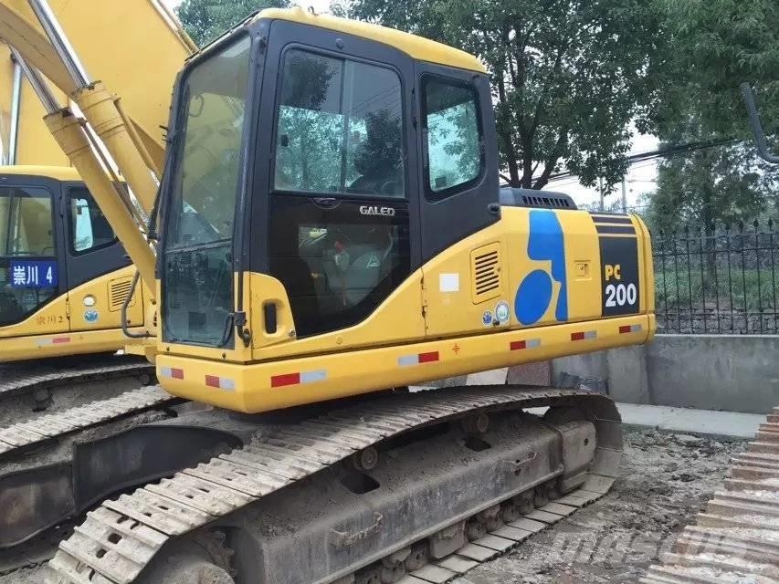 Komatsu PC 200-7 Crawler excavators