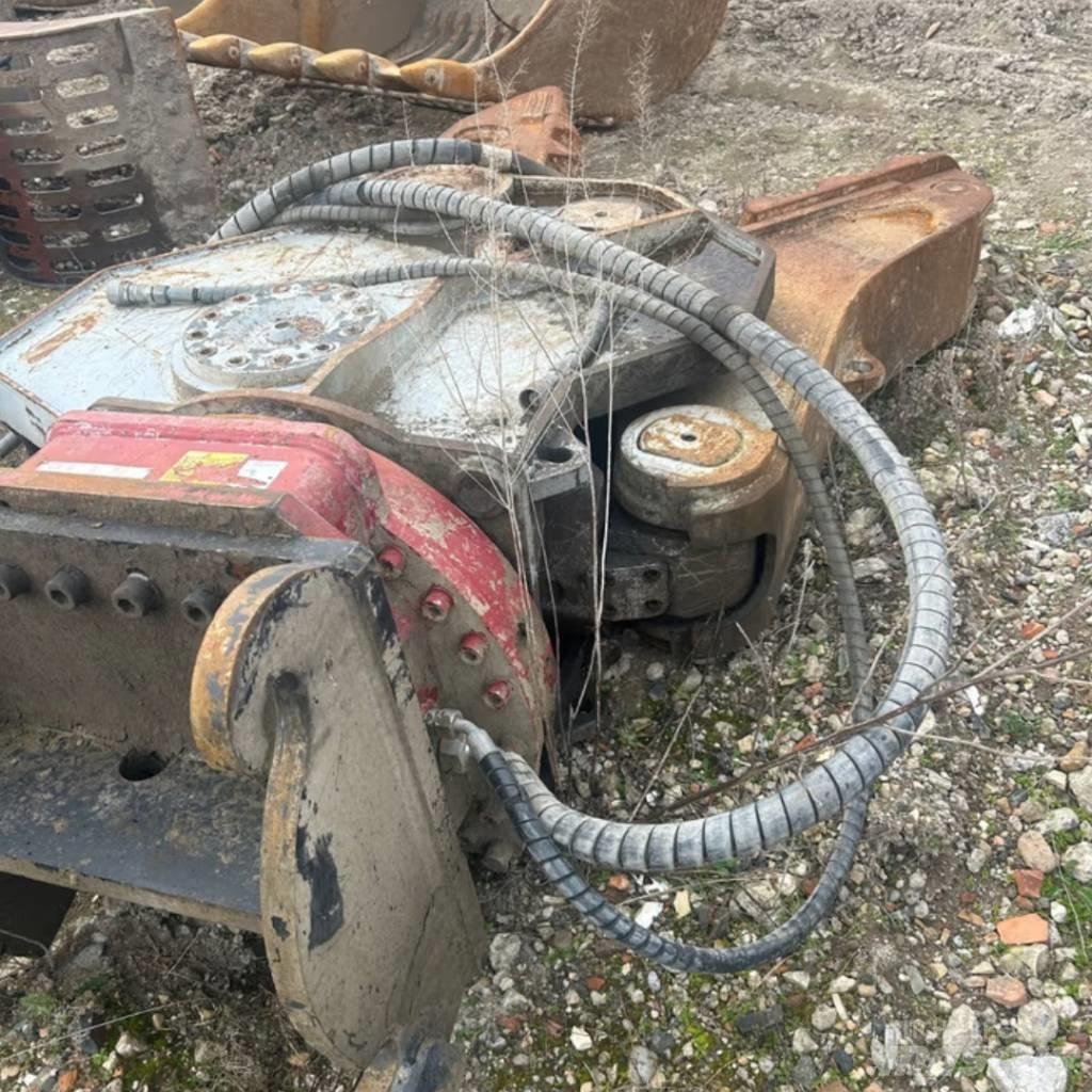Demarec DLP 30 Crushers