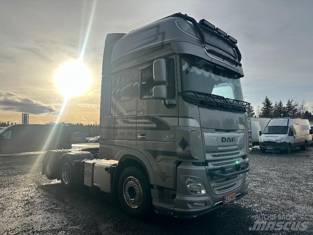 DAF XF 530 Truck Tractor Units