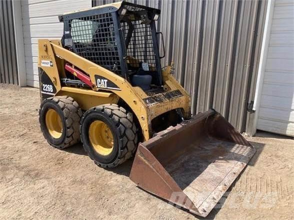 CAT 226B Skid steer loaders