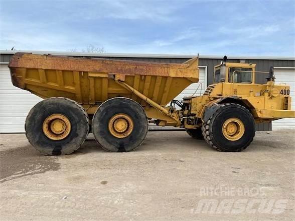 CAT D400 Articulated Haulers