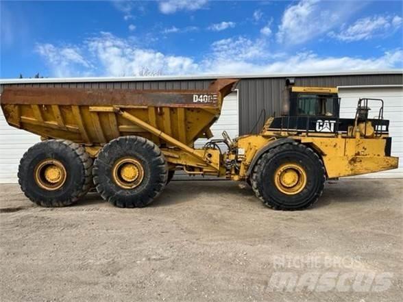 CAT D400E Articulated Haulers