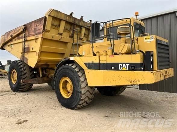 CAT D40D Articulated Haulers
