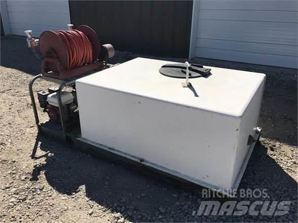  LESCO 704613 Mounted sprayers