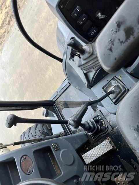 Terex TLB840R TLB's
