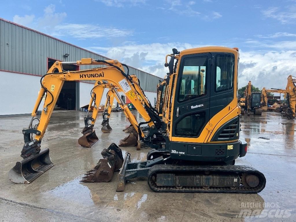 Hyundai R30 Z-9AK Mini excavators < 7t