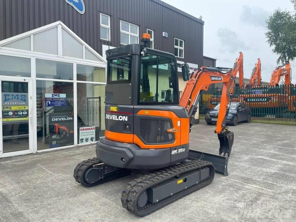 Develon DX 35 Z-7 Mini excavators < 7t