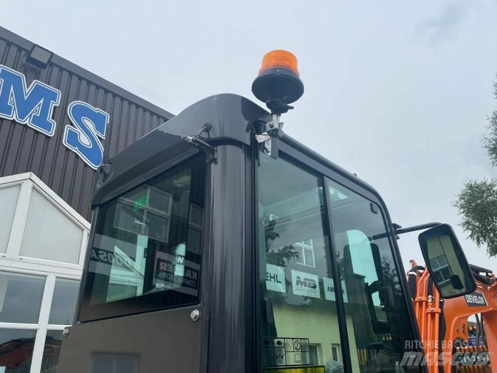 Develon DX 35 Z-7 Mini excavators < 7t
