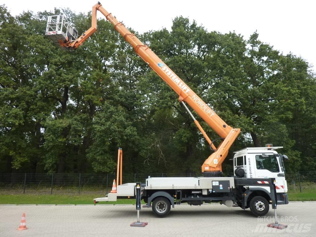 Ruthmann T 330 Truck mounted aerial platforms
