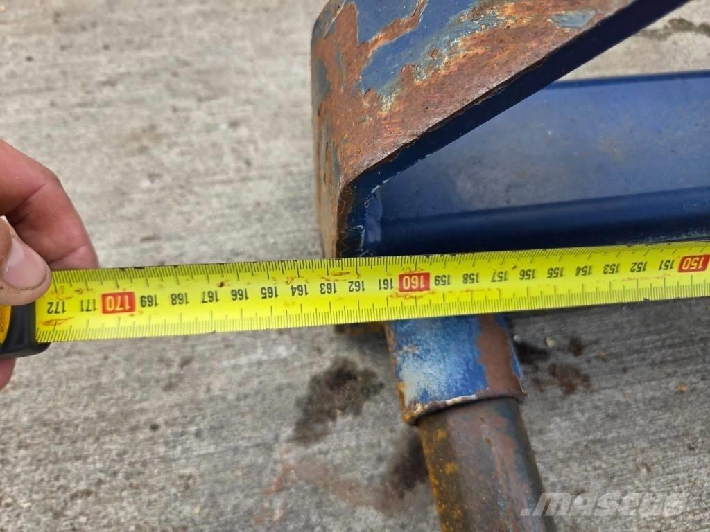 JLG Stroriek FEL`s  spares & accessories