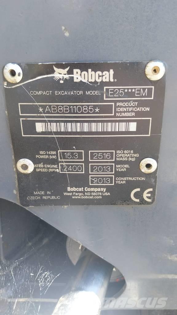 Bobcat E 25 Mini excavators < 7t