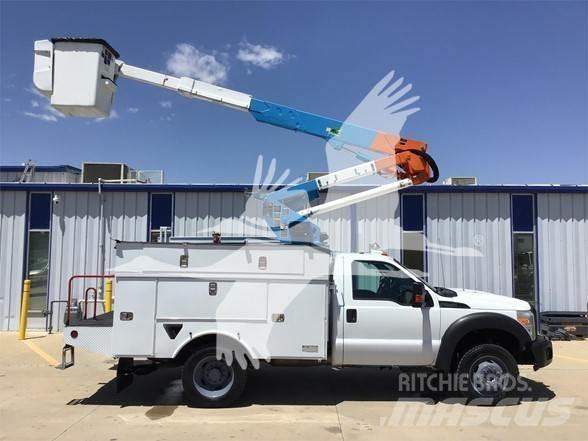 Altec AT37G Truck mounted aerial platforms