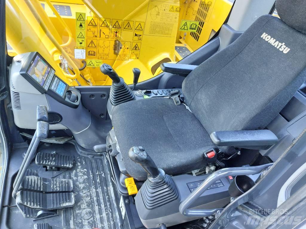 Komatsu PC228USLC-11 Crawler excavators