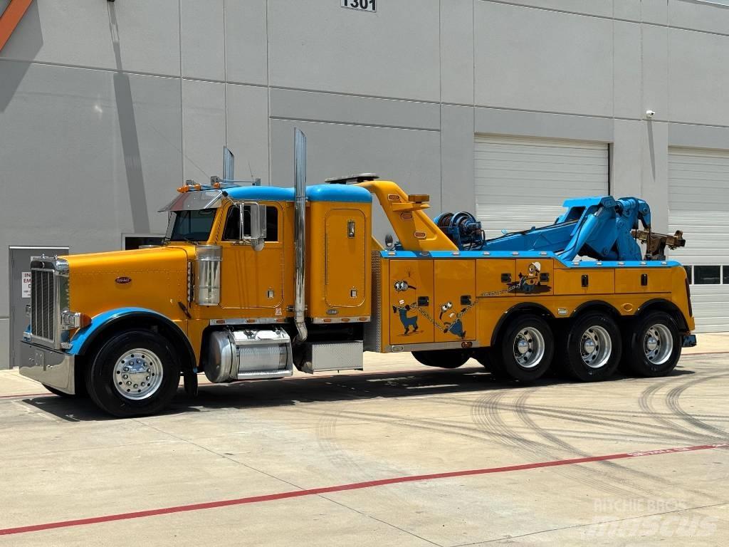 Peterbilt 378 Recovery vehicles